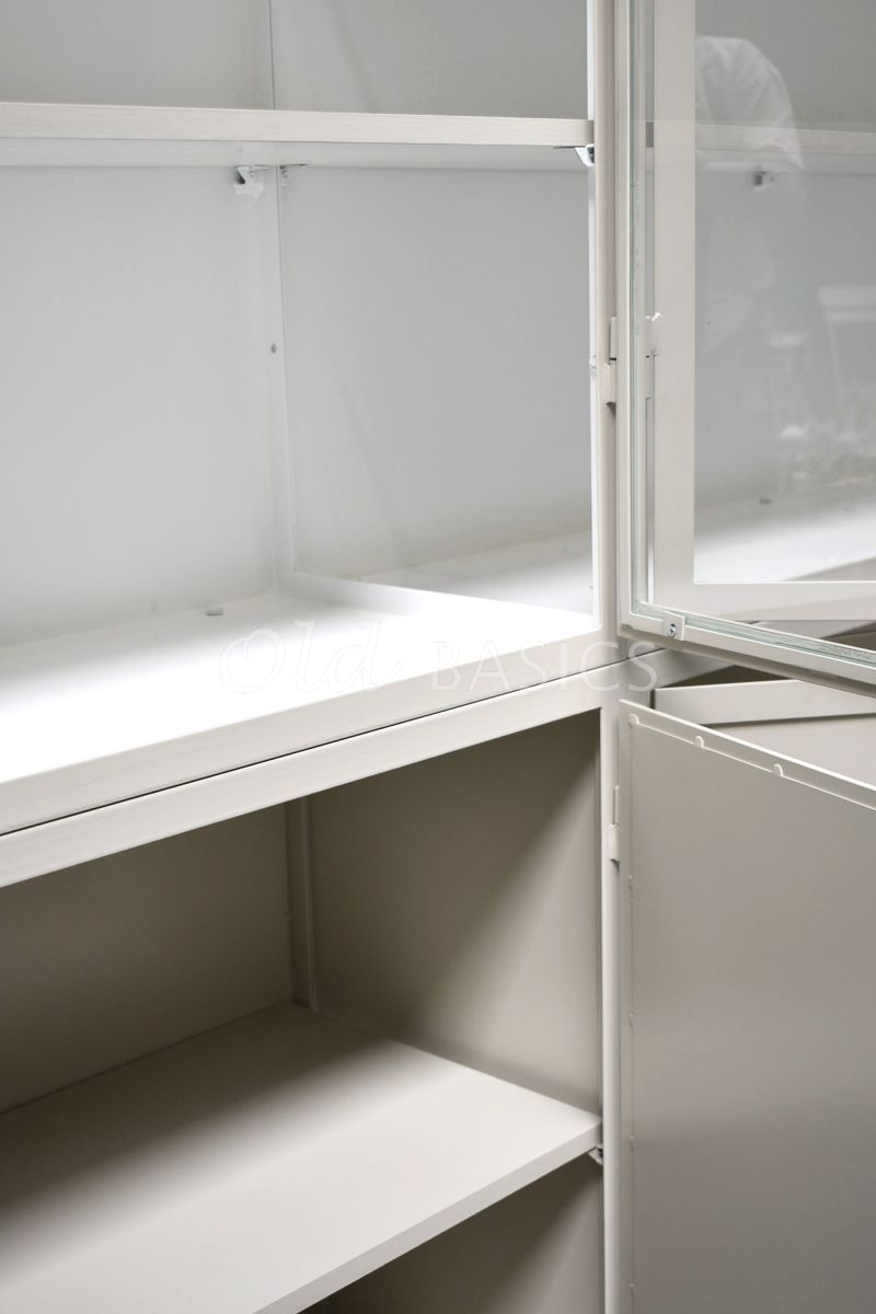 Detail van Apothekerskast Demi Lovely Linen, 4 deuren